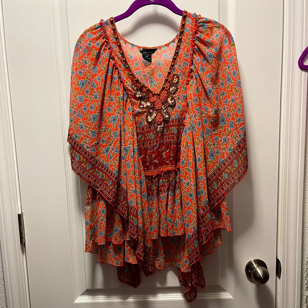 Victoria Secret Moda International Top with embellishment size M